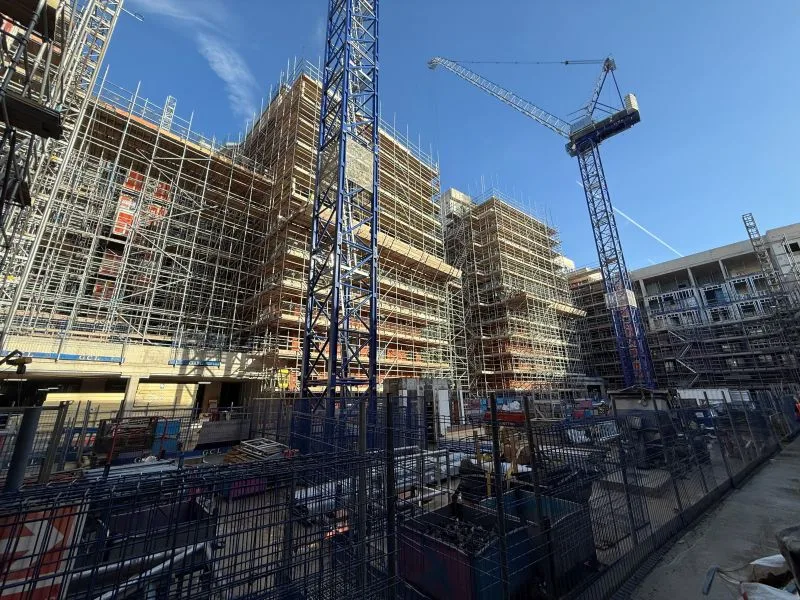 Cecil Avenue photo 2